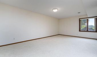 7290 Wingeier Ave SE, Alto, MI 49302