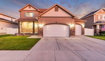 981 W FREEDOM Pt, Bluffdale, UT 84065