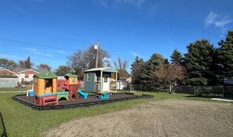 1016 8th St, Britton, SD 57430
