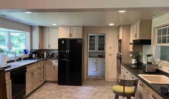 2 Lookout Point Rd, Bar Harbor, ME 04609