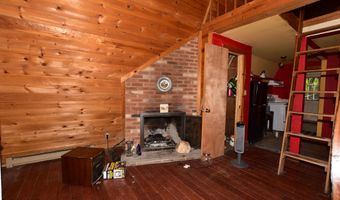 19 Castle Ln, Becket, MA 01223