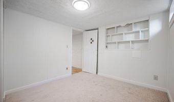 93 N Harding Rd, Columbus, OH 43209
