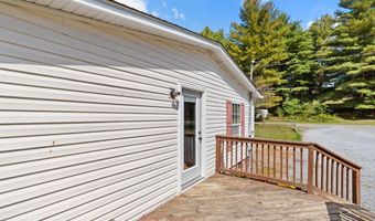 203 Edgewood St, Ballard, WV 24918