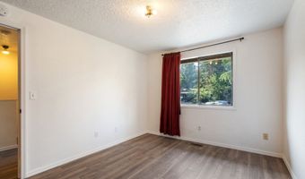 6025 SW CHERRYHILL Dr, Beaverton, OR 97008