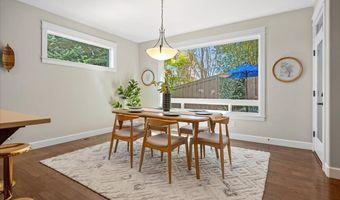 9120 SW 166TH Ter, Beaverton, OR 97007