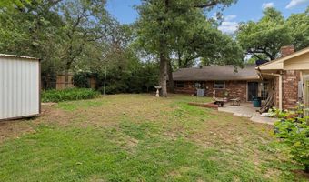 7725 NW 20th St, Bethany, OK 73008