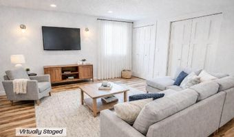 5820 Allerton Dr, Ames, IA 50014