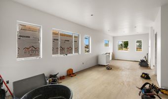 815 Spaniel Ln, Belgrade, MT 59714