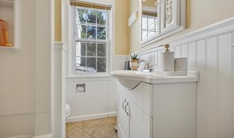 8719 SAGAMORE Rd, Philadelphia, PA 19128