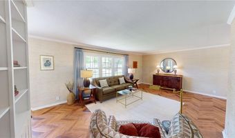 419 Ridge Rd, Albert Lea, MN 56007