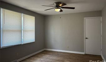 2213 Shamrock Dr, Charlotte, NC 28205