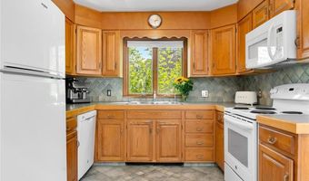 23 King Tom Dr, Charlestown, RI 02813