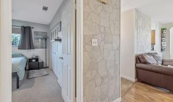 11428 Redwood St, Armona, CA 93202