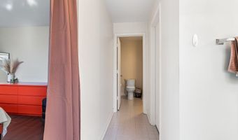 737 W Happfield Dr, Arlington Heights, IL 60004