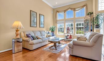 35 Lakeland Dr, Barnegat, NJ 08005