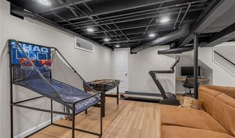 209 Mcnair Rd, Amherst, NY 14221