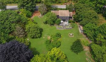 856 N Main Rd, Jamestown, RI 02835