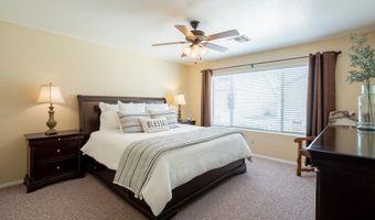 1802 E PEACH TREE Dr, Chandler, AZ 85249