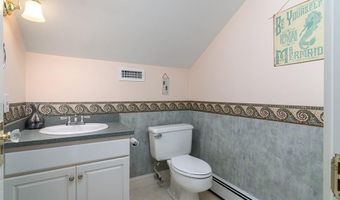 63 Starr St, Johnston, RI 02919