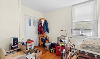 134 Duke St, East Greenwich, RI 02818