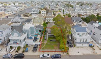 221 11th St, Beach Haven, NJ 08008