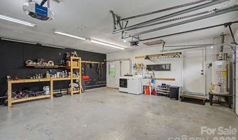 21 Glen Meadows Rd, Arden, NC 28704