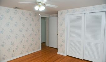 20 Bicentennial Way, North Providence, RI 02911