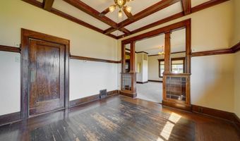 805 N Indiana Ave, Auburn, IN 46706