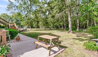 107 Jacks Ln, Bonneau, SC 29431