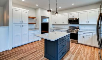 409 Chad Trl, Arlington, WI 53911