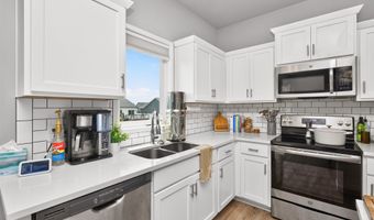 624 18th St SE, Altoona, IA 50009