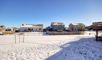 2113 NW Linwood Ct, Ankeny, IA 50023