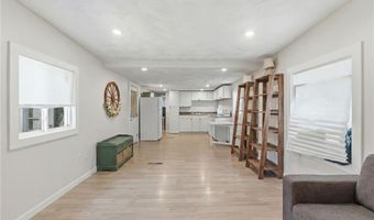 3 Lane 7, Coventry, RI 02816