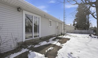 703 Westview Dr, Angola, IN 46703