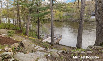 7320 Valhalla Dr SE, Alto, MI 49302
