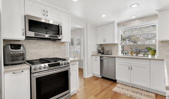 5792 Carell Ave, Agoura Hills, CA 91301