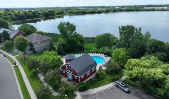 6694 Lakeview Cir NE, Albertville, MN 55301