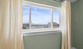 2703 Burham St, Airville, PA 15203