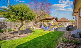 247 4TH St, Athena, OR 97813