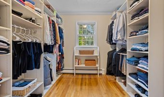 19 Lincoln Dr, Acton, MA 01720