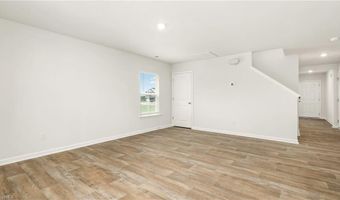 1100 Slingshot Dr, Archdale, NC 27263