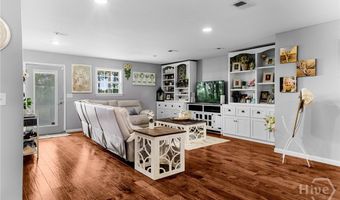 762 Old McLeod Bridge Rd, Adrian, GA 31002