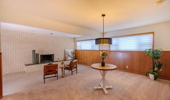 309 W Christopher Dr, Clovis, NM 88101