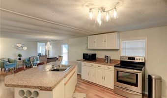 467 Egret Cir, Barefoot Bay, FL 32976