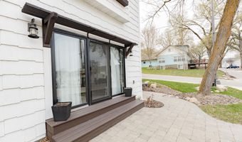 171 Linden Dr. A, Arnolds Park, IA 51331