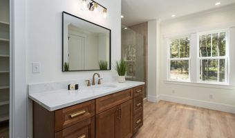 13 Woods Ln, Beaufort, SC 29907