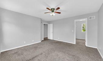 1401 MILLBROOK Dr, Algonquin, IL 60102
