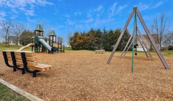 42023 SPRING AIR Dr, Brambleton, VA 20148