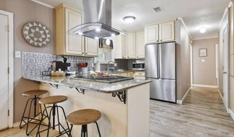 8 Hartford Pl, Gulfport, MS 39507