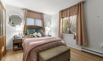 30 Marldon Rd, Danbury, CT 06804
